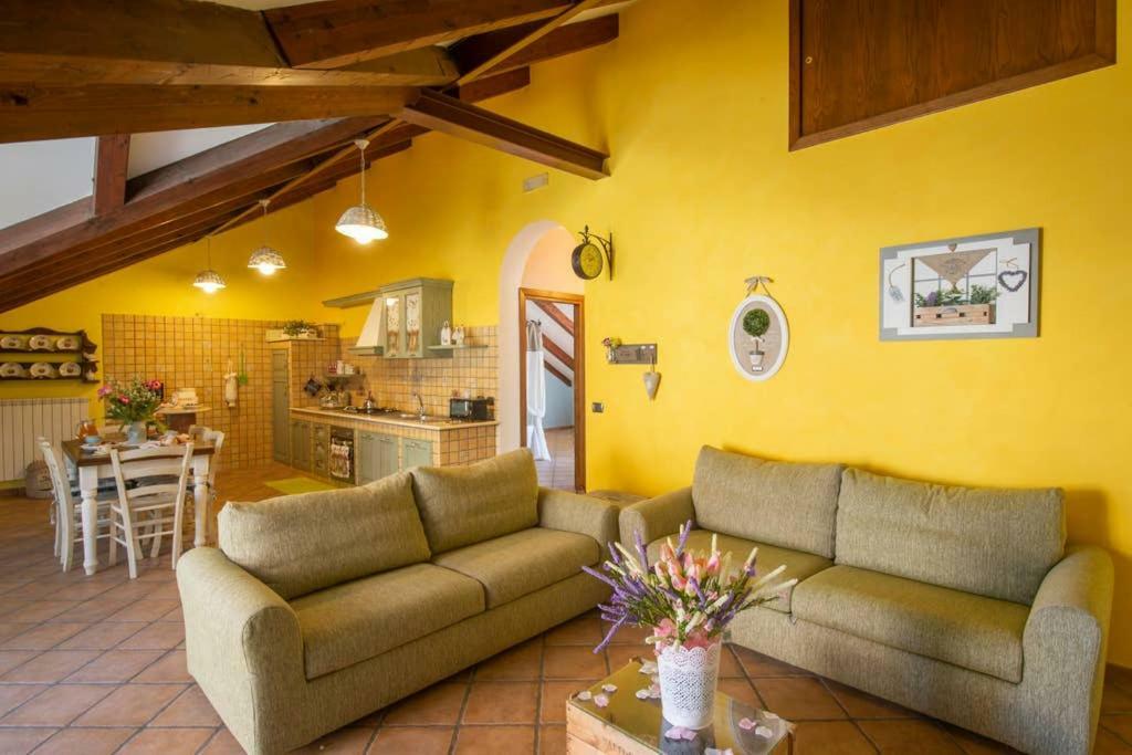 Mansarda Ciaciano Apartamento Bomerano Exterior foto