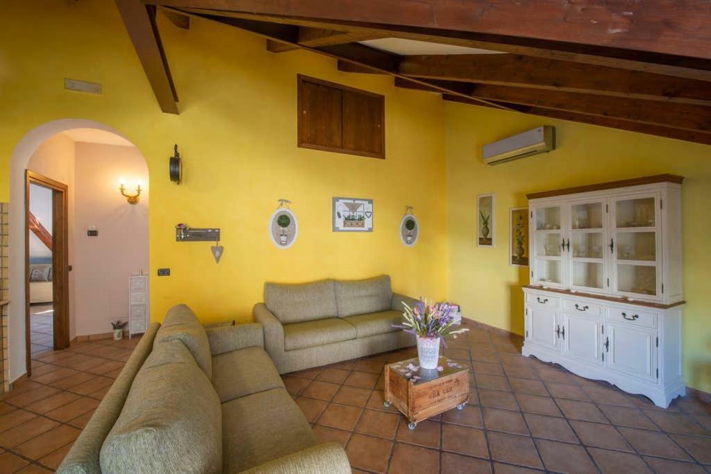 Mansarda Ciaciano Apartamento Bomerano Exterior foto